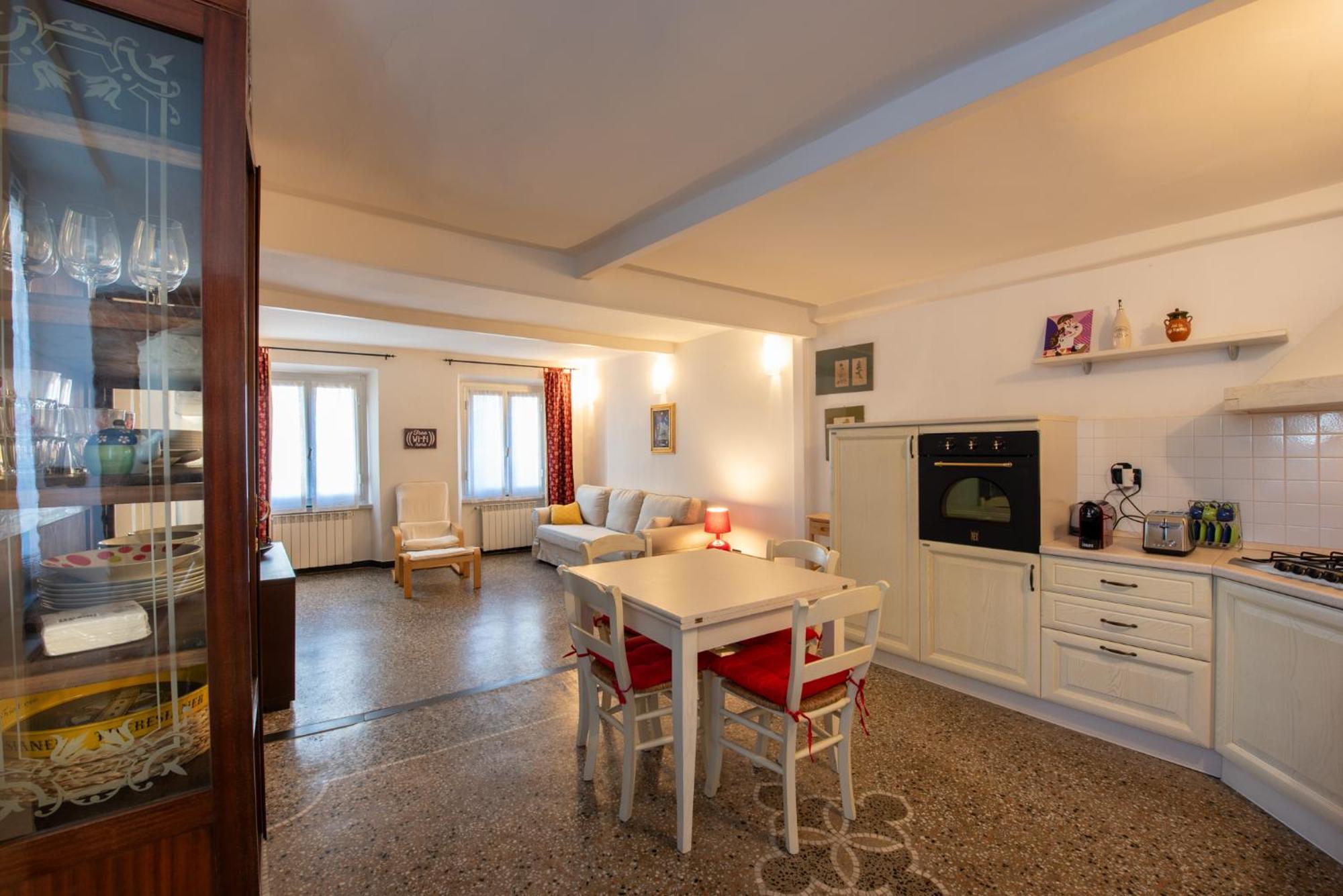 Acquario A 5 Min - Jacuzzi E Vista Sui Vicoli Apartment